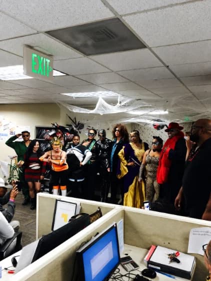 SD&A team celebrating on the call floor